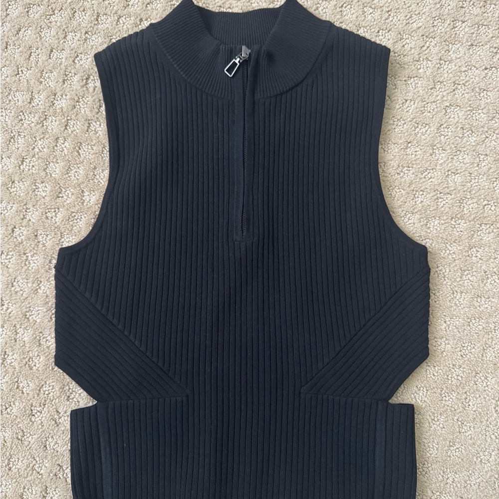 Brand New Lululemon Open Back Half-Zip Sweater - Black